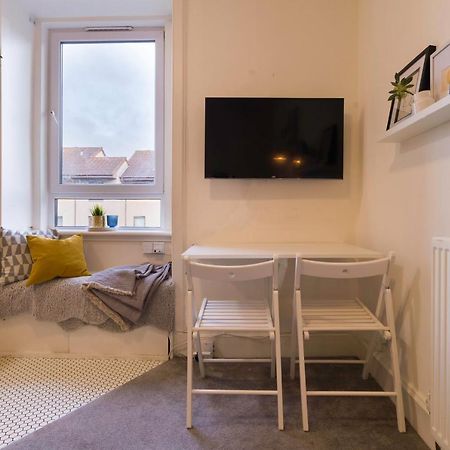 Stylish And Comfortable City Centre Apartment Edinburg Exteriör bild