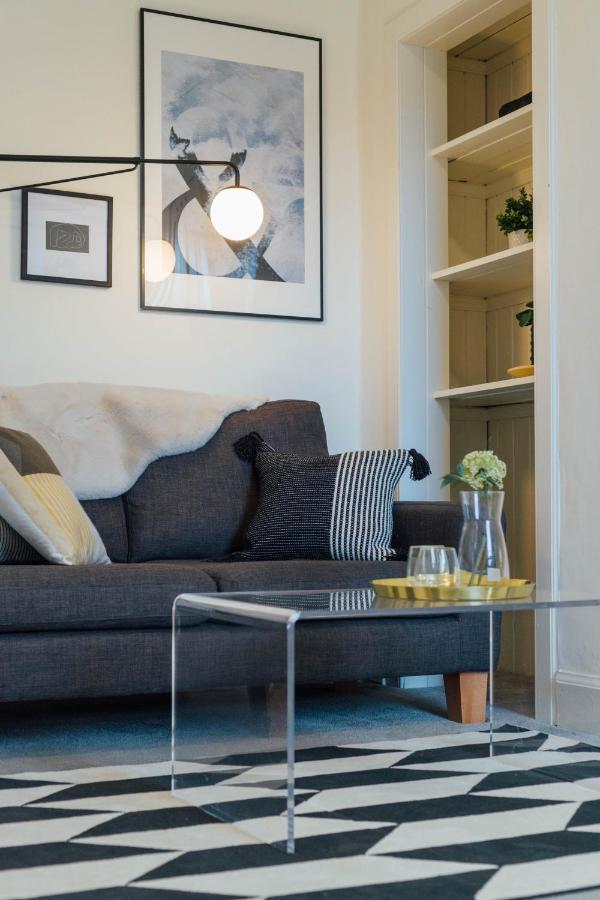 Stylish And Comfortable City Centre Apartment Edinburg Exteriör bild